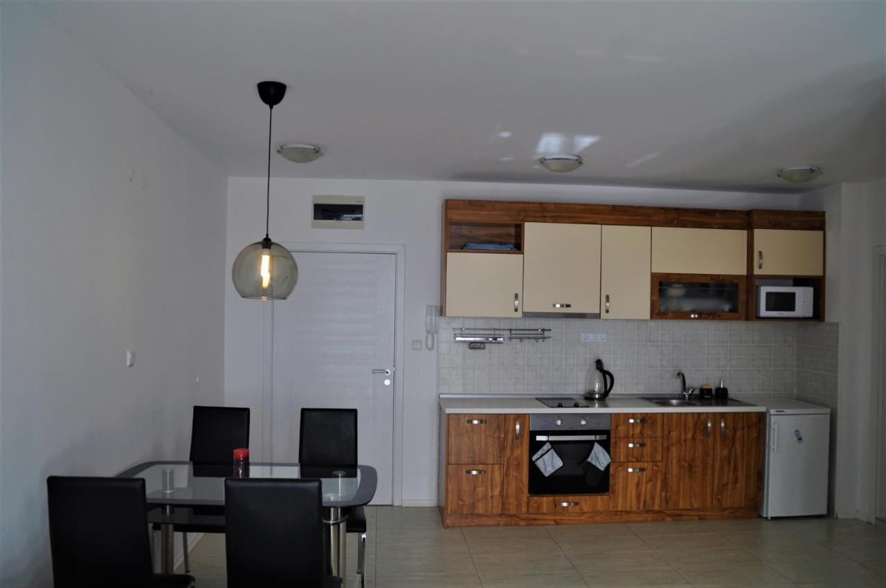 Private Apartment In Green Life Beach Resort Sozopol Exteriör bild