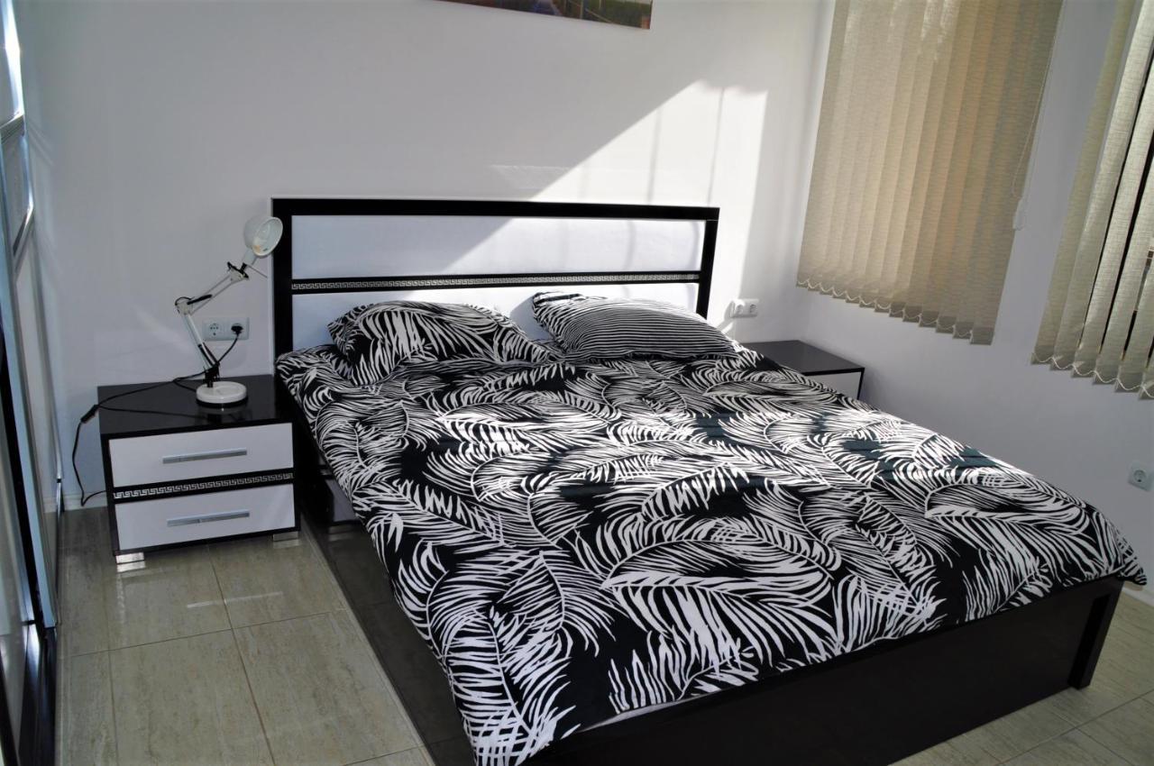 Private Apartment In Green Life Beach Resort Sozopol Exteriör bild
