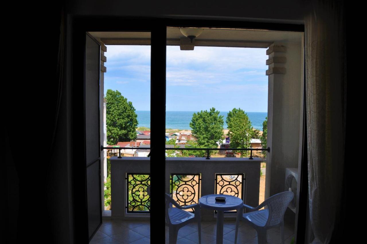 Private Apartment In Green Life Beach Resort Sozopol Exteriör bild