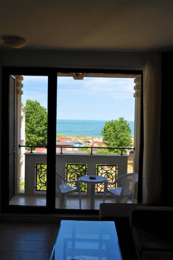 Private Apartment In Green Life Beach Resort Sozopol Exteriör bild