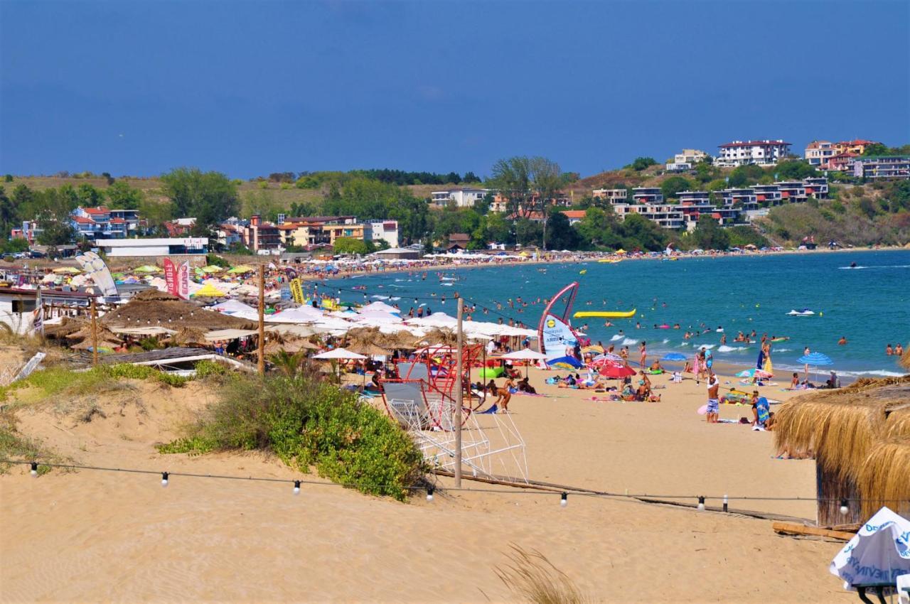 Private Apartment In Green Life Beach Resort Sozopol Exteriör bild